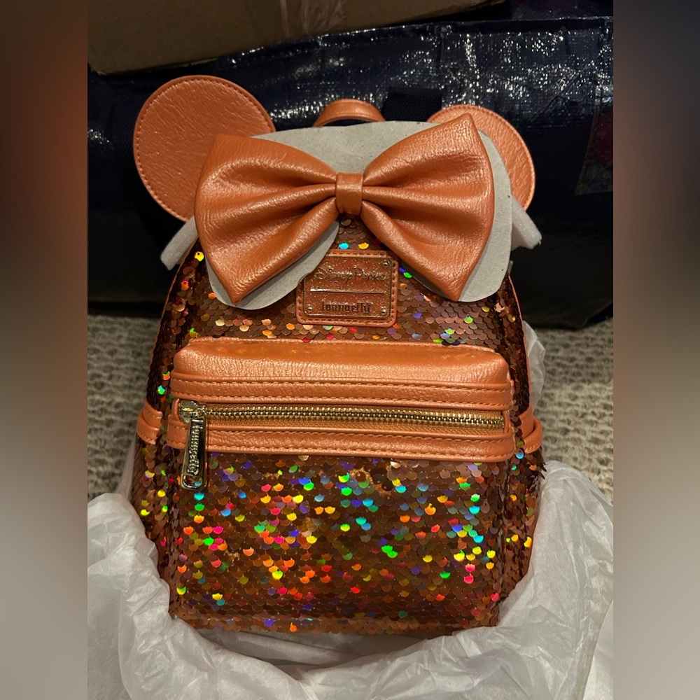Disney Loungefly Minnie Sequin backpack